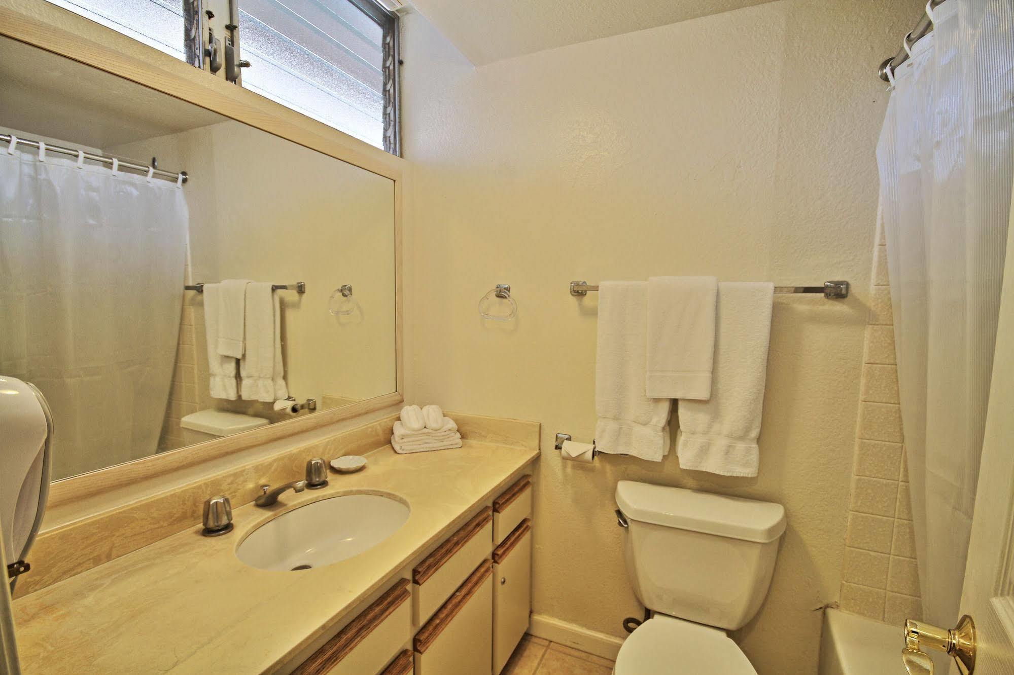 Ocean View Suite At Royal Kahana Exterior photo